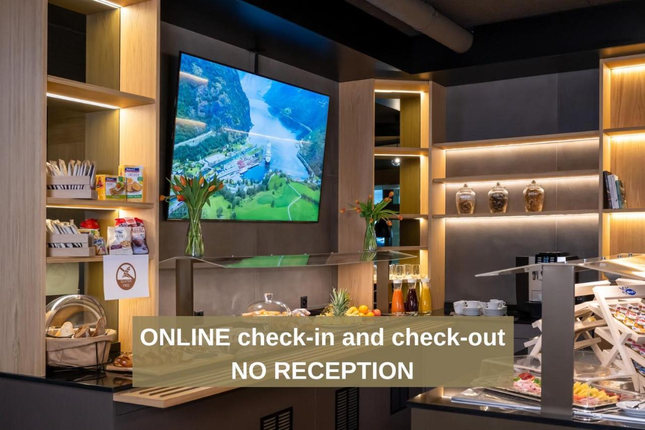 6532 Smart Hotel - Self Check-In Arbedo-Castione Exterior photo